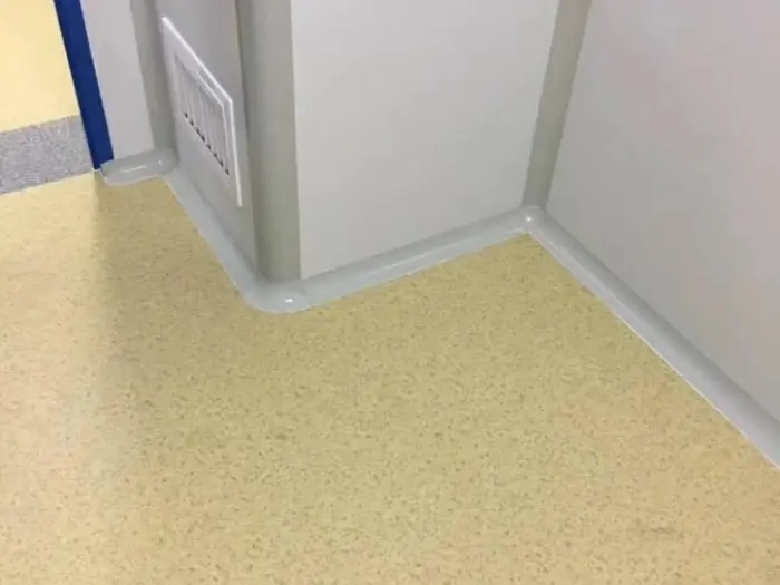 The advantages of commercial PVC floor (1).jpg