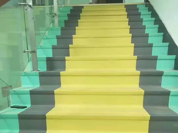 Pvc-anti-slip-overall-stair-step-strip-9