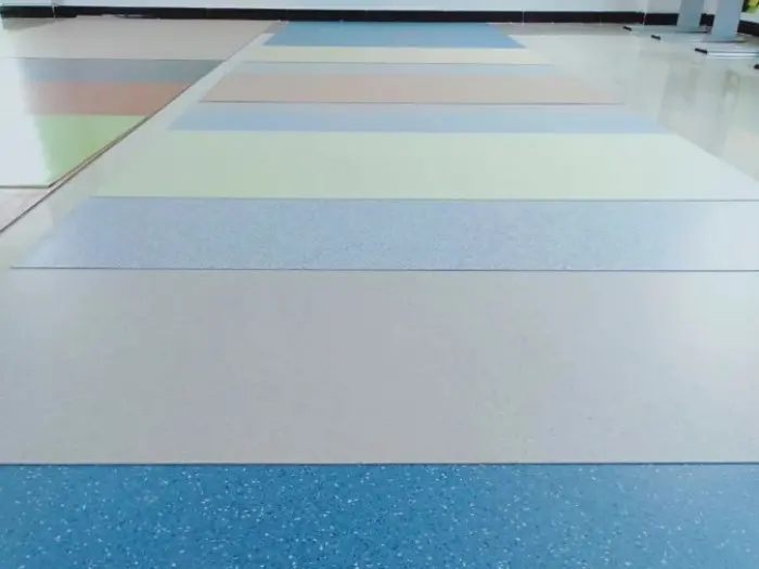 The advantages of commercial PVC floor (3).jpg