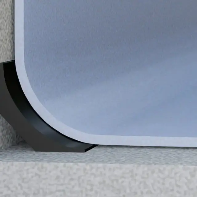 PVC skirting board for connection of homogeneous flooring.jpg